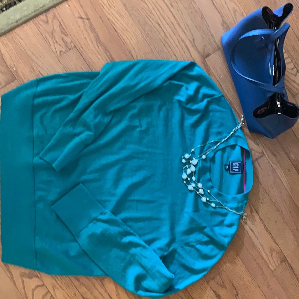 NWOT Gap XXL crew neck sweater